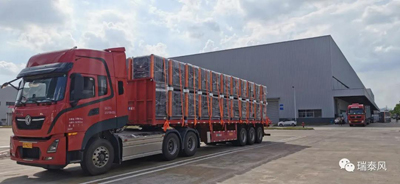 瑞泰風環(huán)?？照{-客戶現(xiàn)場輪候卸貨